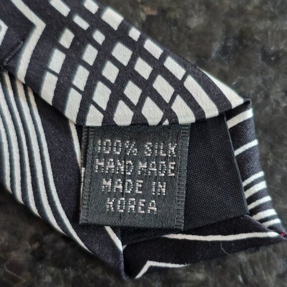 Damante Couture Collection: 100% Silk - Picture 6 of 7